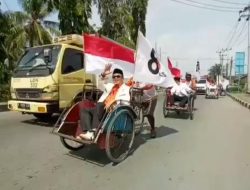 Diantar Becak, PKS Jadi Partai Pertama Daftar Caleg