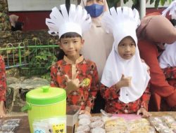 Keseruan Siswa SDN 1 Rangkasbitung Barat Ikuti Market Day di Sekolah