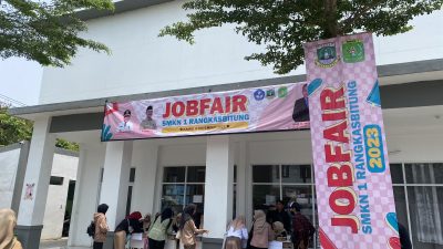 Ribuan Pencari Kerja Serbu Job Fair di SMKN 1 Rangkasbitung